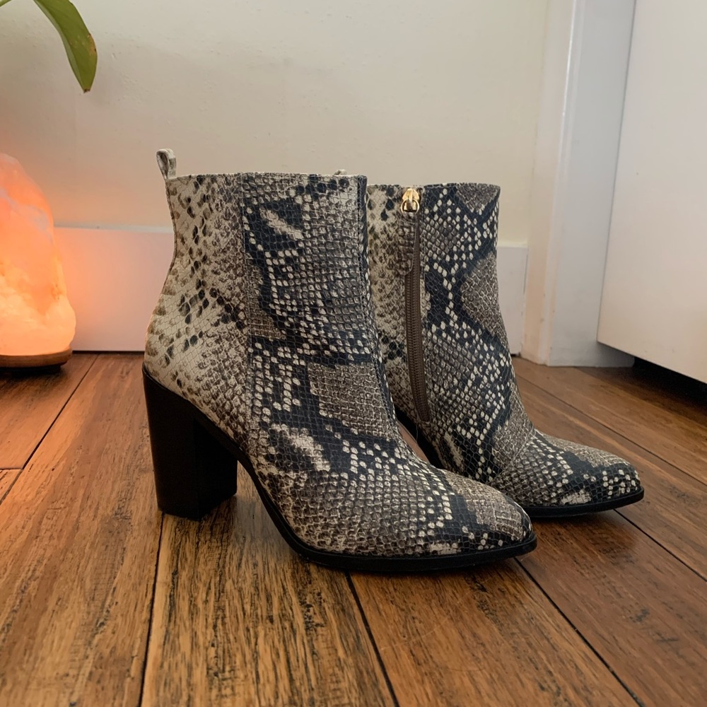 Snake skin DKNY booties